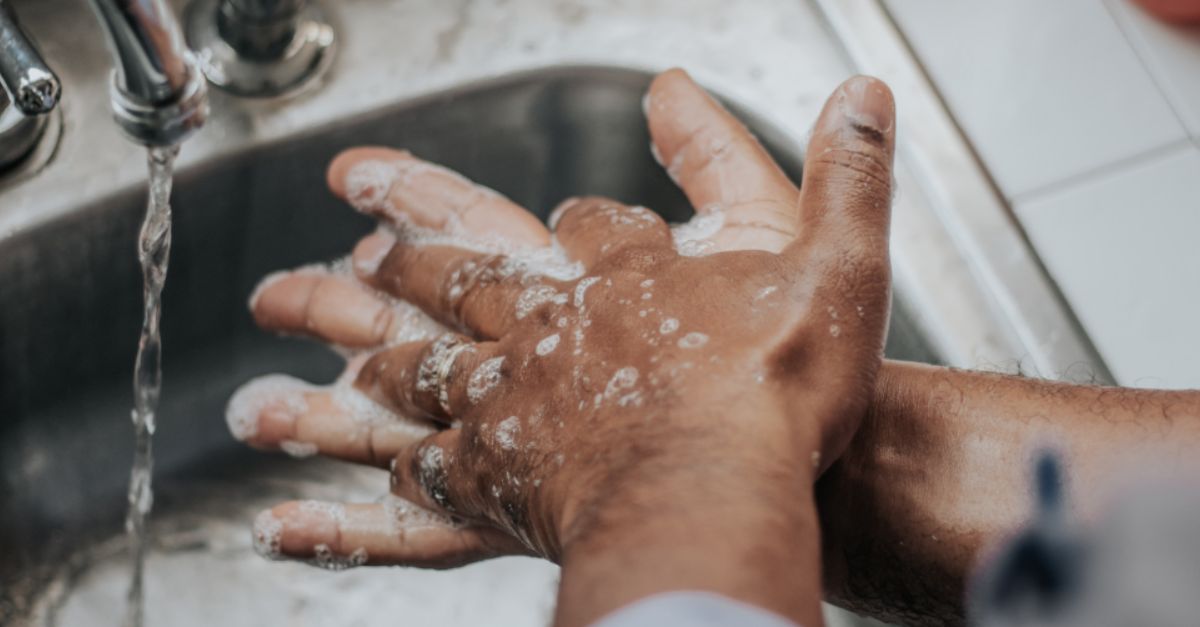 Comment sensibiliser le personnel au bon lavage des mains ?